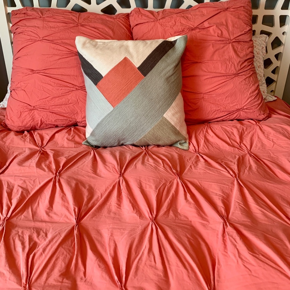 West Elm coral Queen Duvet set with sheet set